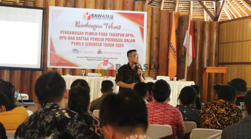 BIMTEK PENGAWASAN PEMILU, WHISNU PRATALA MINTA PANWASLU KECAMATAN MEMPUNYAI STRATEGI DAN INOVASI DALAM PENGAWASAN TAHAPAN DPTB, DPK & PEMILIH POTENSIAL