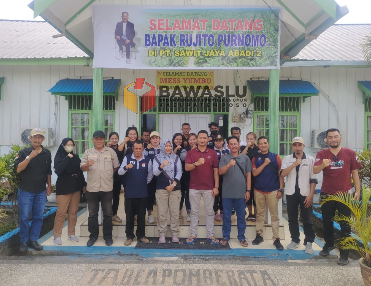 BAWASLU KABUPATEN POSO PASTIKAN HAK PILIH DI PT.SJA 2 KECAMATAN PAMONA TIMUR.