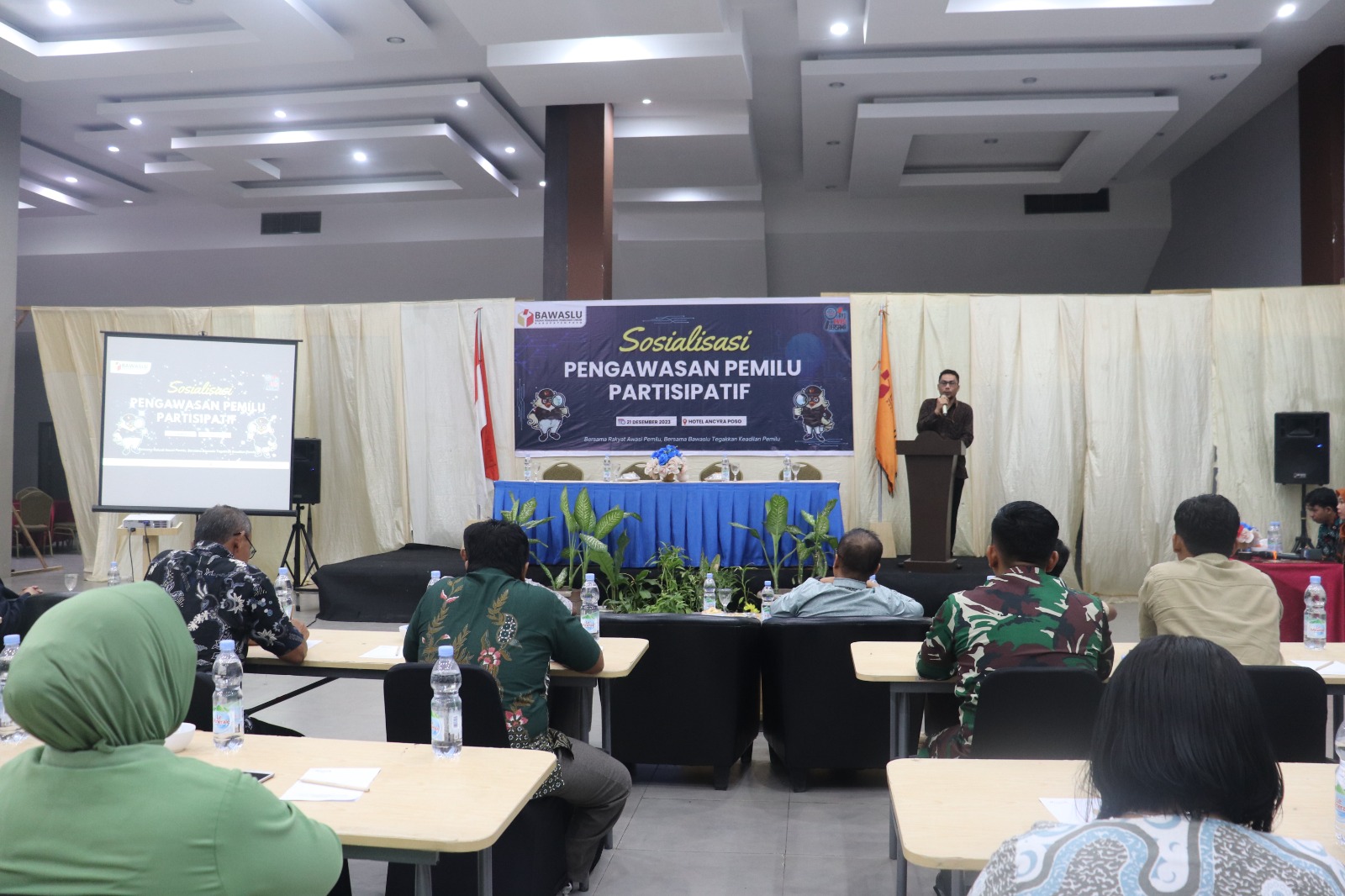 SOSIALISASI PENGAWASAN PARTISIPATIF | WHISNU TEGASKAN PERAN MASYARAKAT SANGAT PENTING UNTUK MEWUJUDKAN PEMILU JUJUR DAN ADIL
