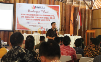BIMTEK PENGAWASAN PEMILU, WHISNU PRATALA MINTA PANWASLU KECAMATAN MEMPUNYAI STRATEGI DAN INOVASI DALAM PENGAWASAN TAHAPAN DPTB, DPK & PEMILIH POTENSIAL